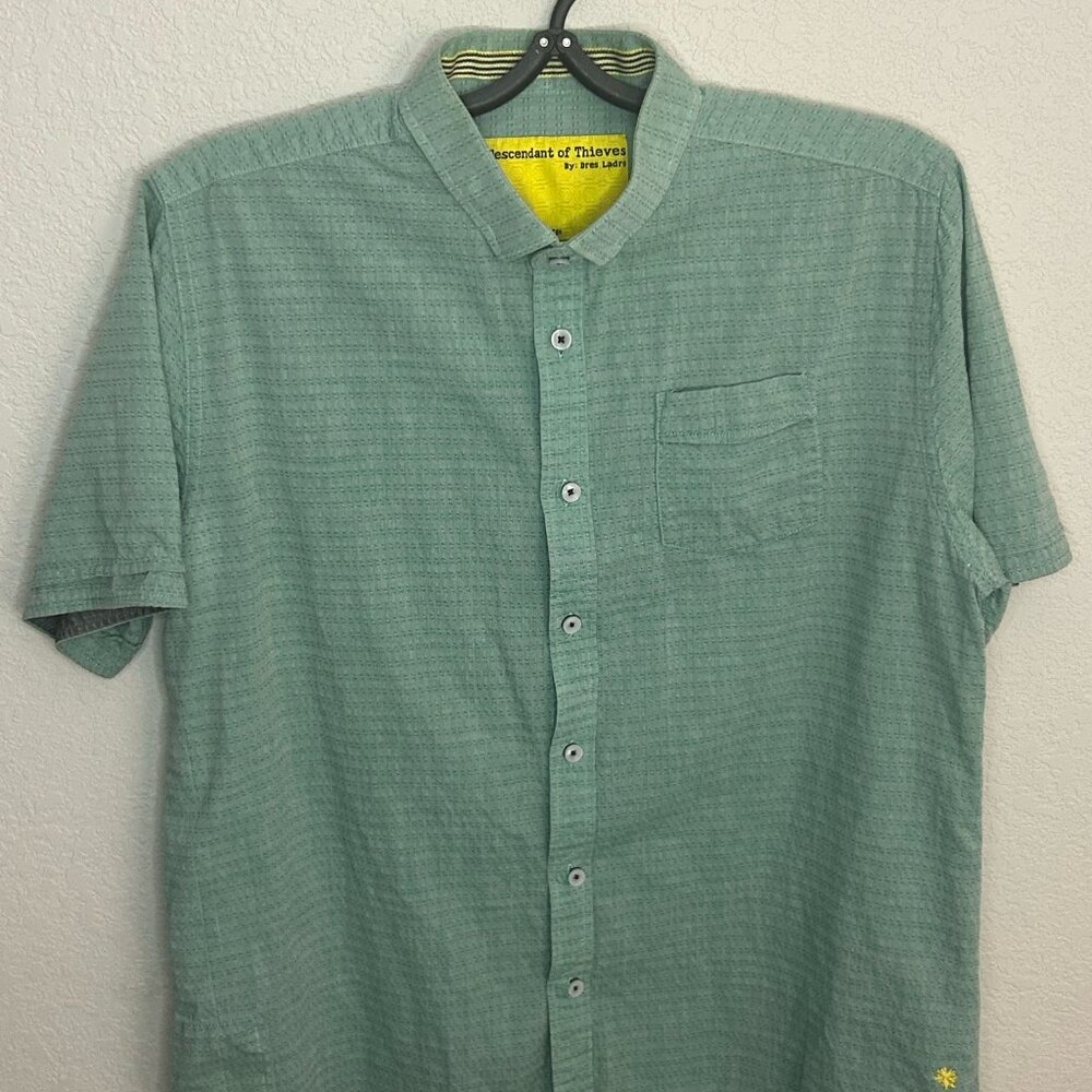 Descendant of Thieves 1/200 slamming short sleeve